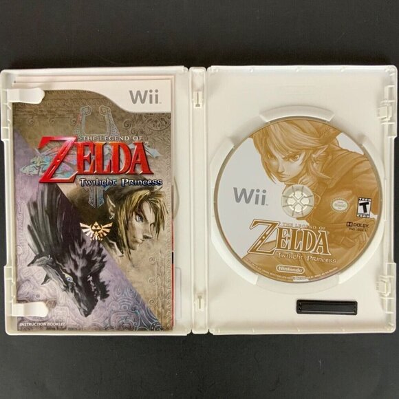 The Legend of Zelda: Twilight Princess Nintendo Wii 2006 Complete in Case - Picture 3 of 3